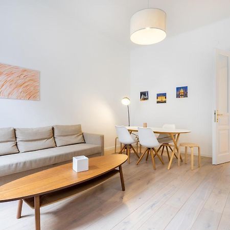 Modernes Apartment Im Charmanten Cottage Viertel Вена Экстерьер фото